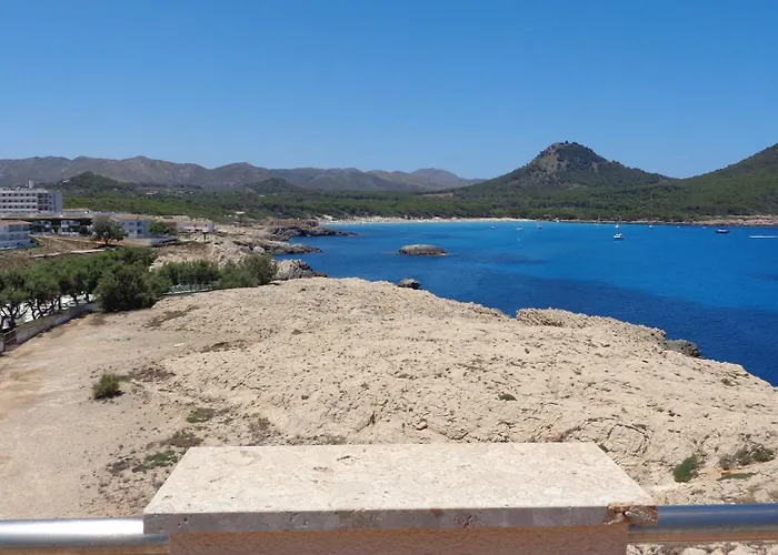 Cala Lliteras 4 *
